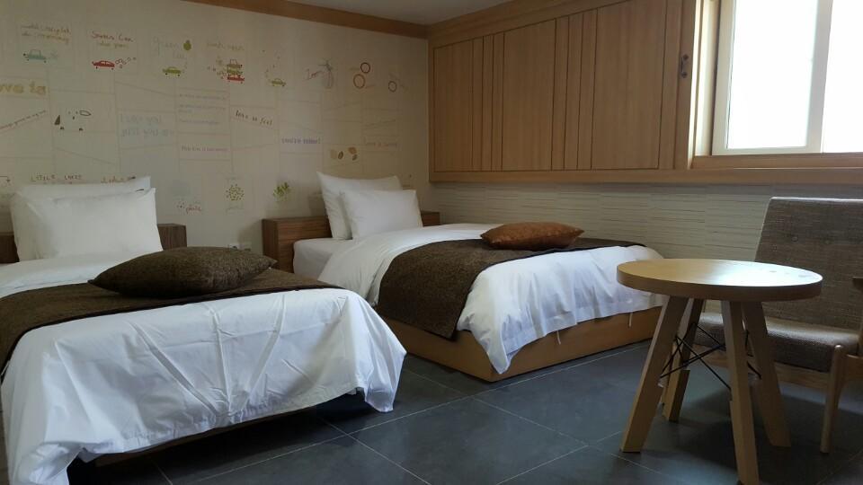 Suwon Orsay Business Hotel ภายนอก รูปภาพ