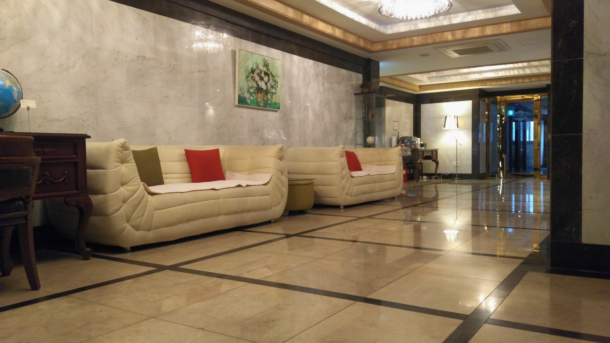 Suwon Orsay Business Hotel ภายนอก รูปภาพ